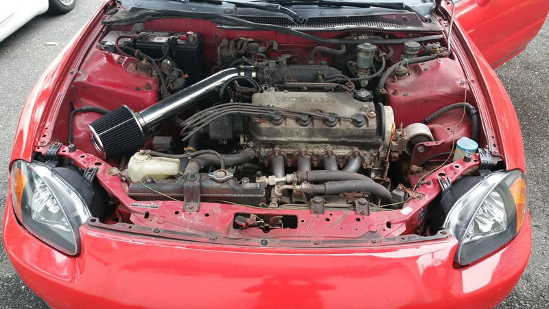Engine runs real nice, no idea what that random wire to the fan is though